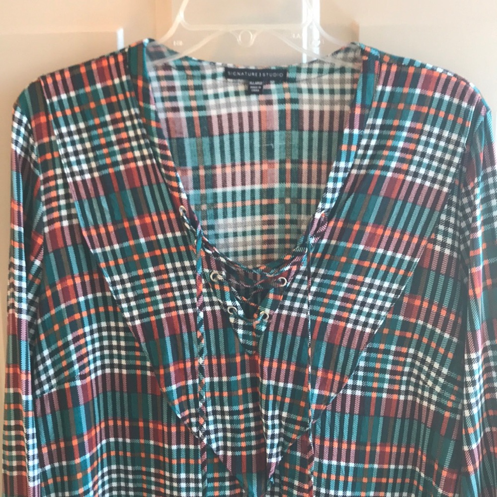 SIGNATURE STUDIO Ruffle neck plaid top